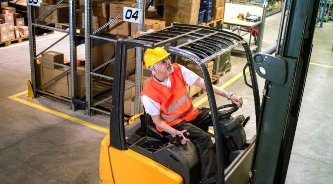 caces chariot elevateur entrepot